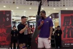 鯉好泉州！丁威迪真是個(gè)平平無(wú)奇的語(yǔ)言小天才！