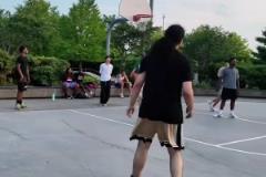 一種很新的投籃方式，你覺(jué)得如何？