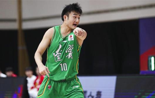 遼籃退役前鋒再受傷，CBA升降級(jí)制度或?qū)⒅貑? > </div>
            </div>
            <div   id=